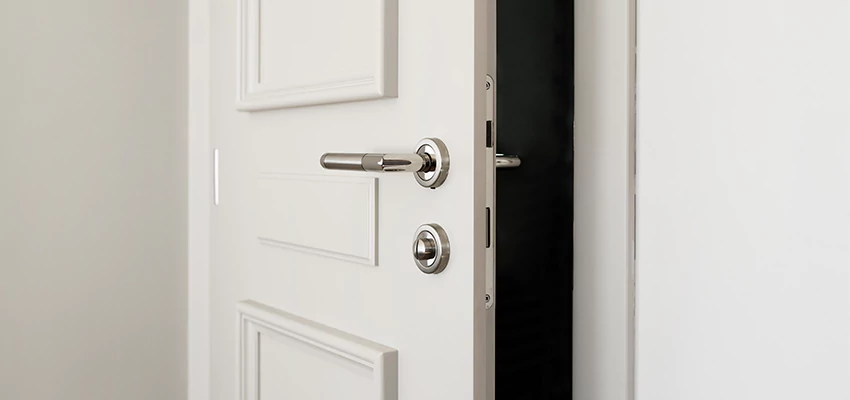Folding Bathroom Door With Lock Solutions in Plumas Lake, CA