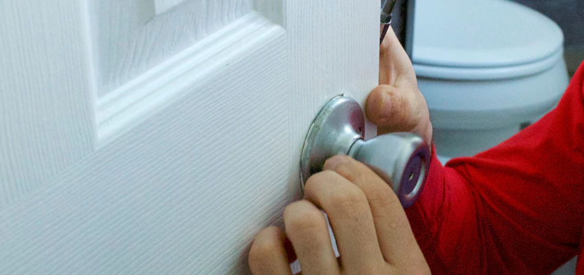 Vintage Door Knob Replacement in Plumas Lake, CA